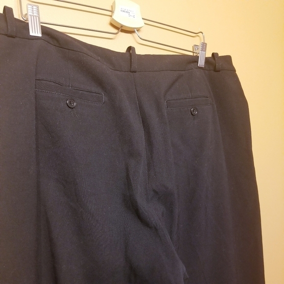 Ellen Tracy | Women's Classic Black Career Pants (Size 16) - Picture 6 of 10